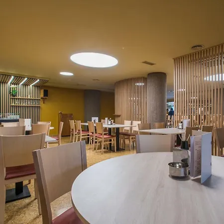 Pasiega 4* הוזנאיו